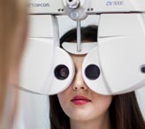 Возможно ли лечение катаракты без операции?